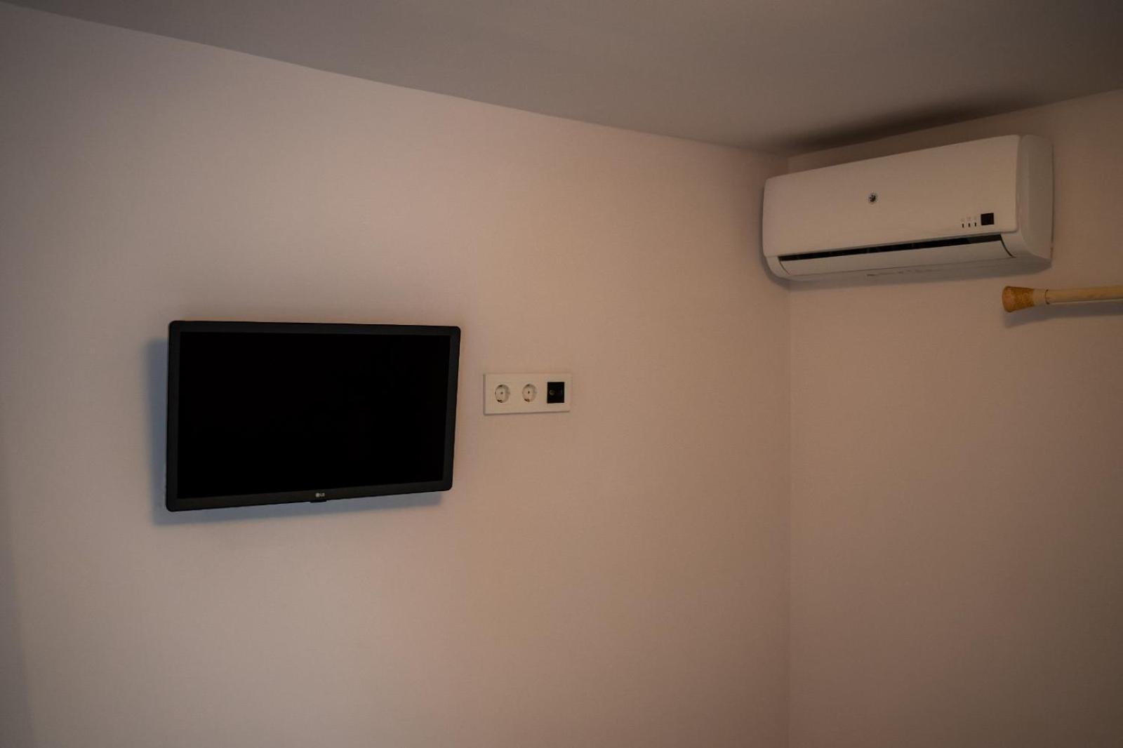 La Siesta Hostel Almarda Dış mekan fotoğraf